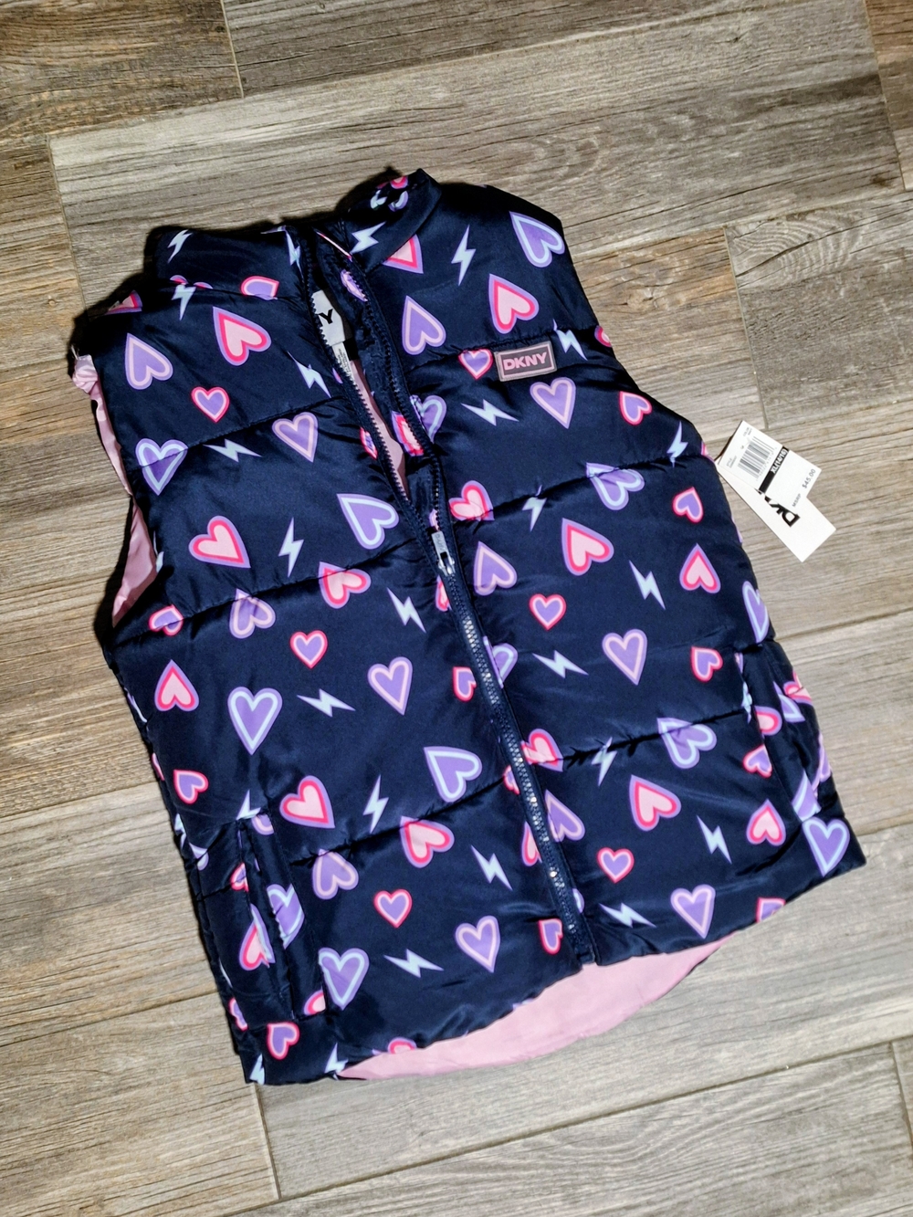 DKNY Kids Heart Print Puffer Vest NWT in Black & Pink
